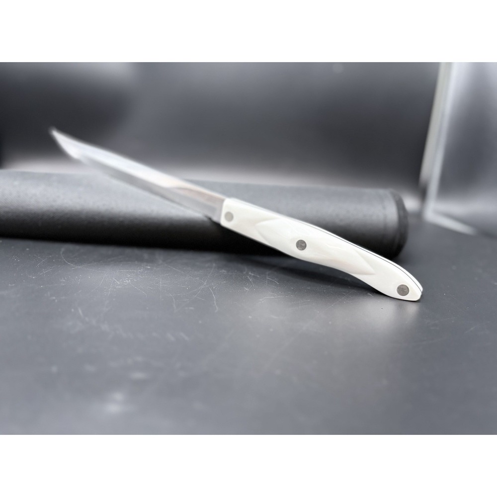 Cutco 1729 KC Pearl White Handle 6 3/4 Petite Carver Made In USA